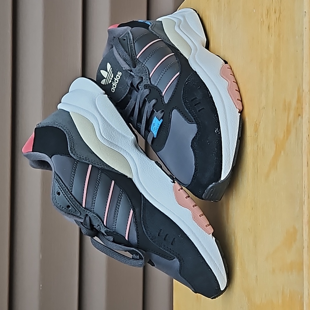 ADIDAS SNEAKERS - Picture 13 of 13